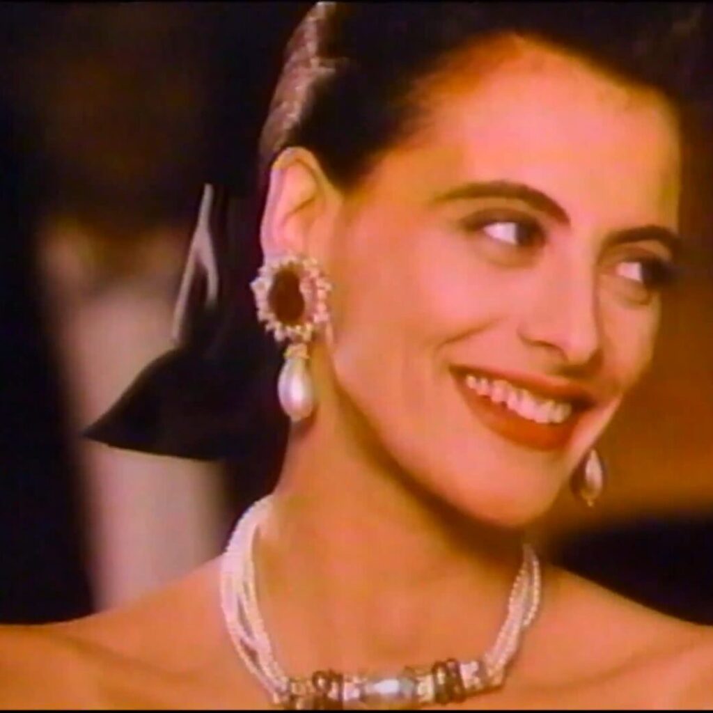 Coco Chanel Commercial (1988)